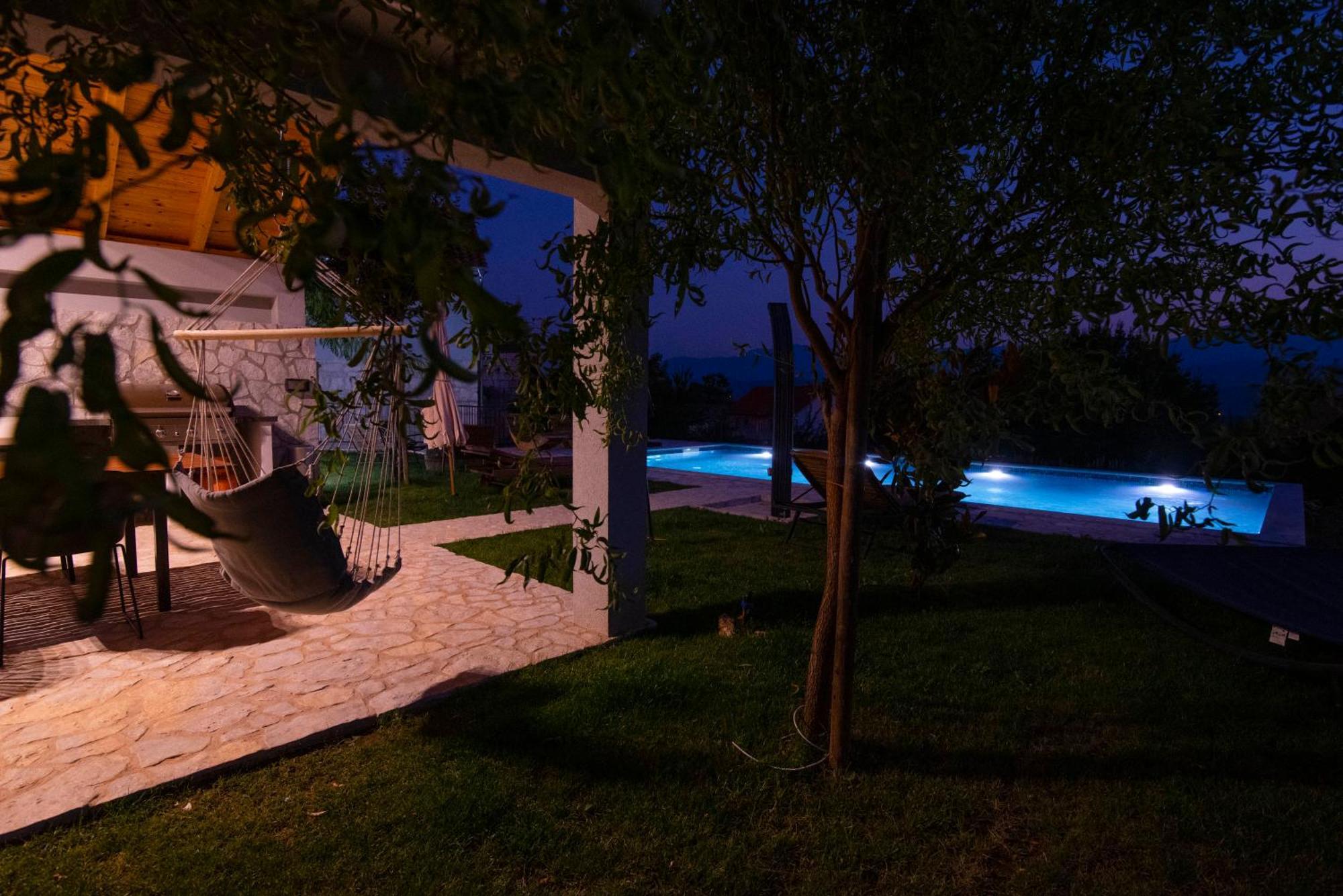 Villa Vita Trilj Exterior photo